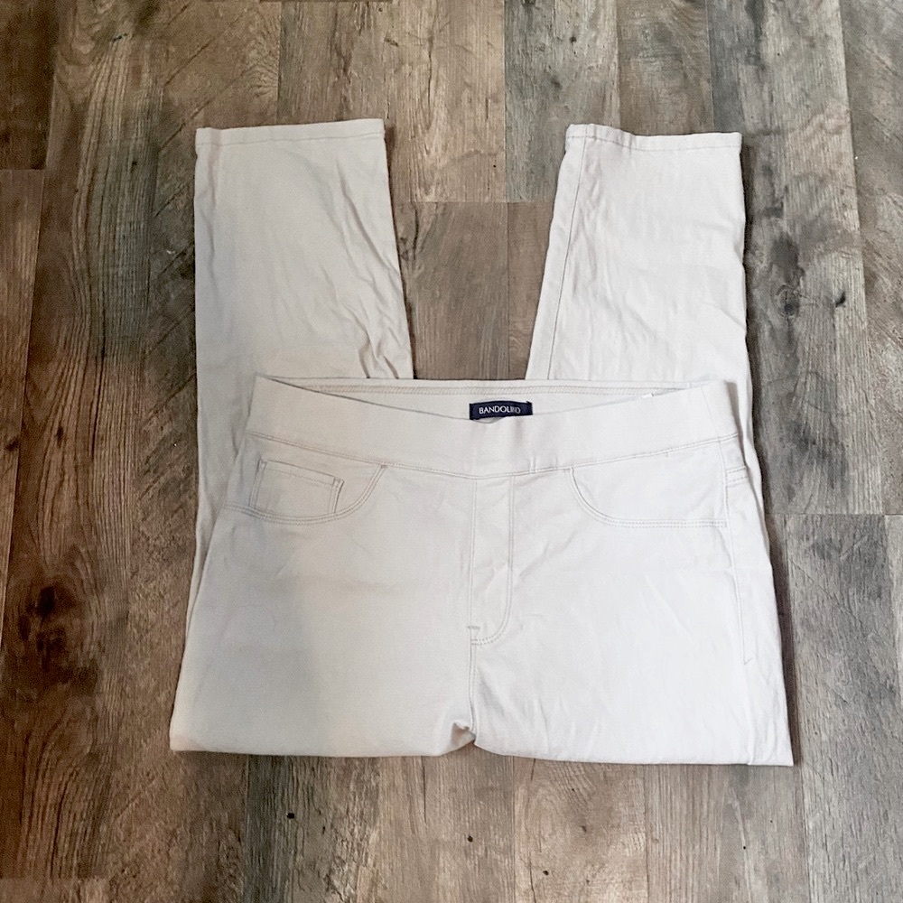 Khaki Pull-On Capris
